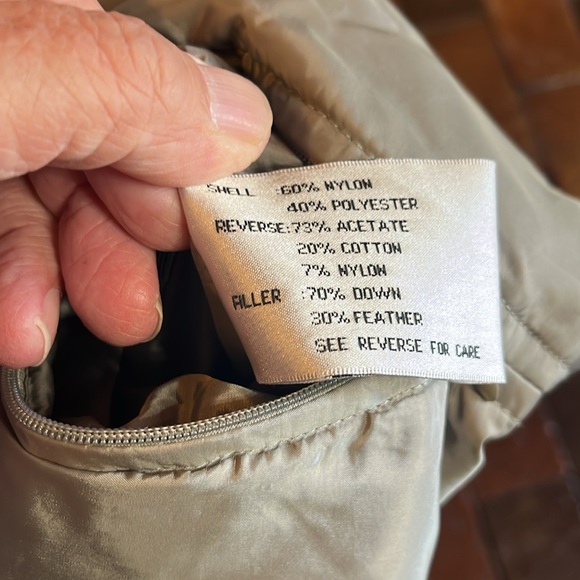 Reversible vest, black to khaki Medium to Large Soft and luxurious! - Picture 4 of 4